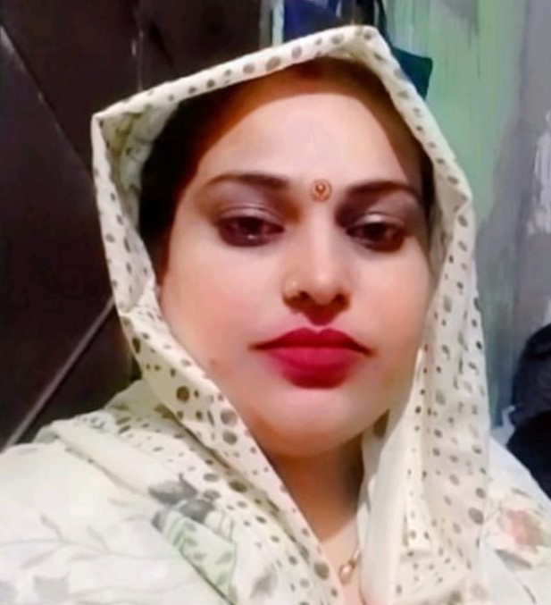 Nisha Bhot - Part time Cleaner in Jaffarpur Kalan in Delhi
