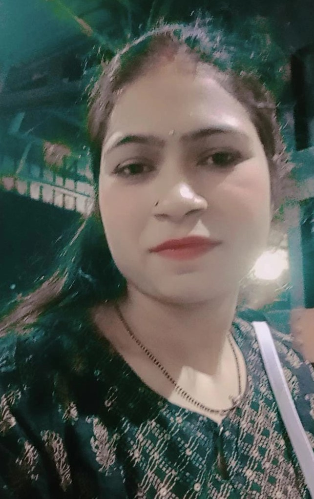 Mamta Giri - Part time Baby Sitter in Noida in Delhi