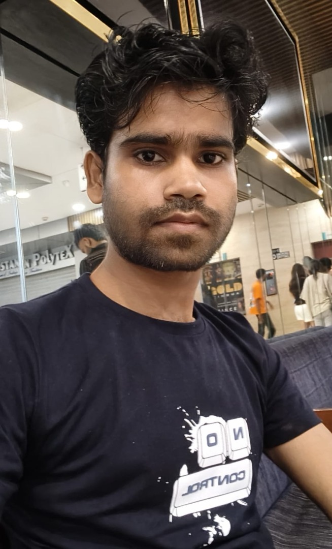 Lalan Kumar - Full time Cleaner in Santacruz in Mumbai