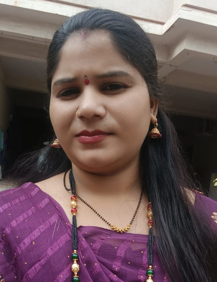 Pooja Dongre - Part time Baby Sitter in Fursungi in Pune