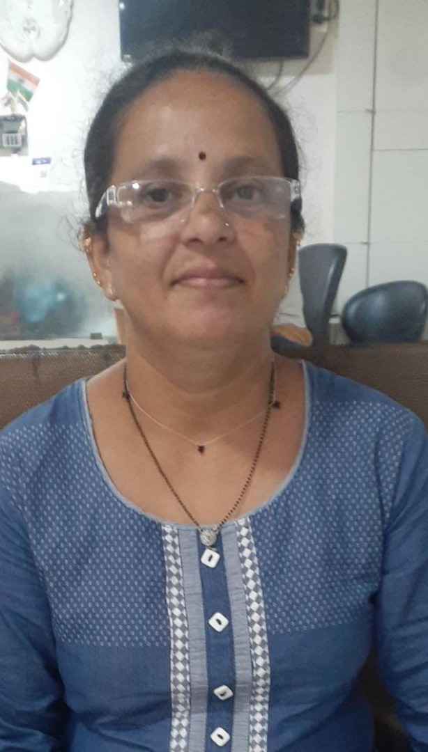 Vaishali Gavali - Part time Cook and Baby Sitter in Amboli in Mumbai