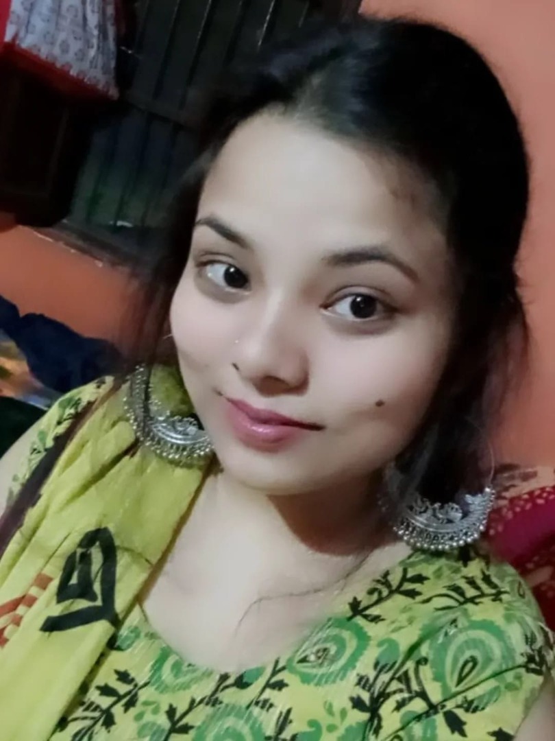 Priyanka Pandit - Full time Baby Sitter in Mayur vihar in Delhi