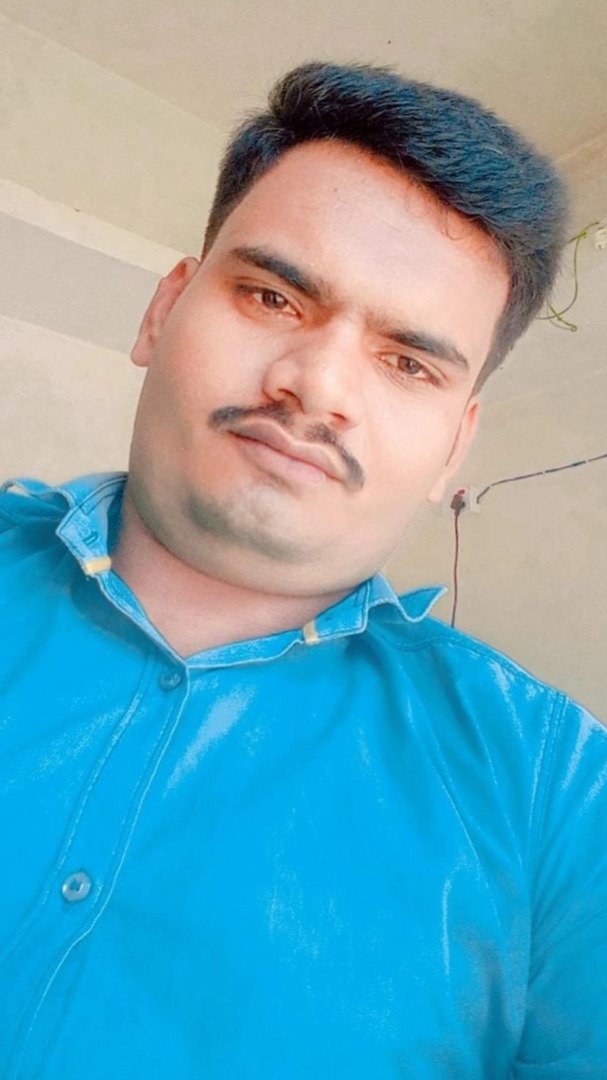 Manish Kumar Dev - Full time Cleaner in Andheri west in Mumbai