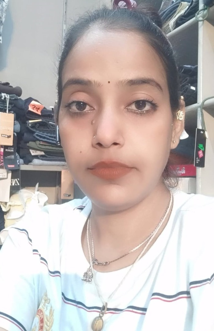 Rajni - Full time Cook and Baby Sitter in Bawana in Delhi