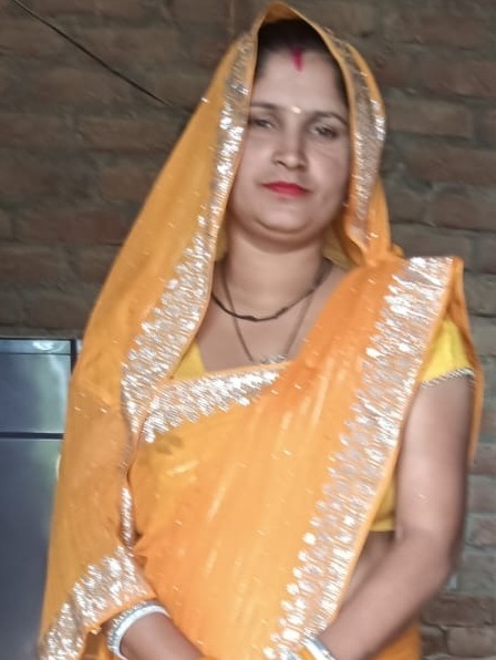 Sangeeta - Part time Baby Sitter in Karkardooma in Delhi