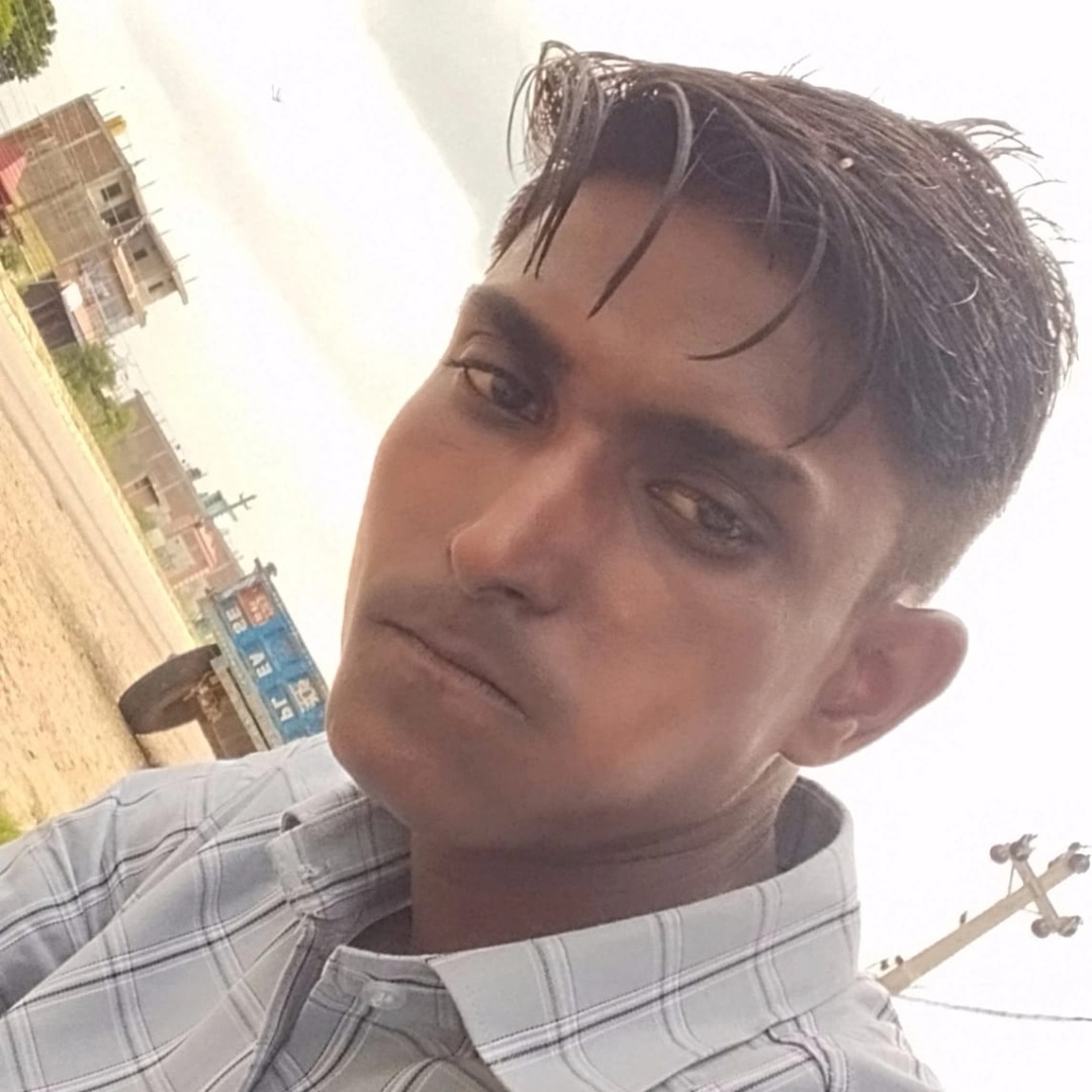 Ashok Kumar - Full time Cleaner and Cook in Madhubani in Patna