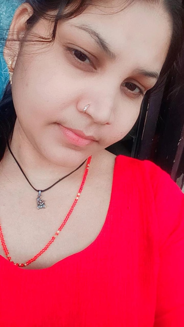 pooja - Part time Cleaner and Cook in Durga Park in New Delhi