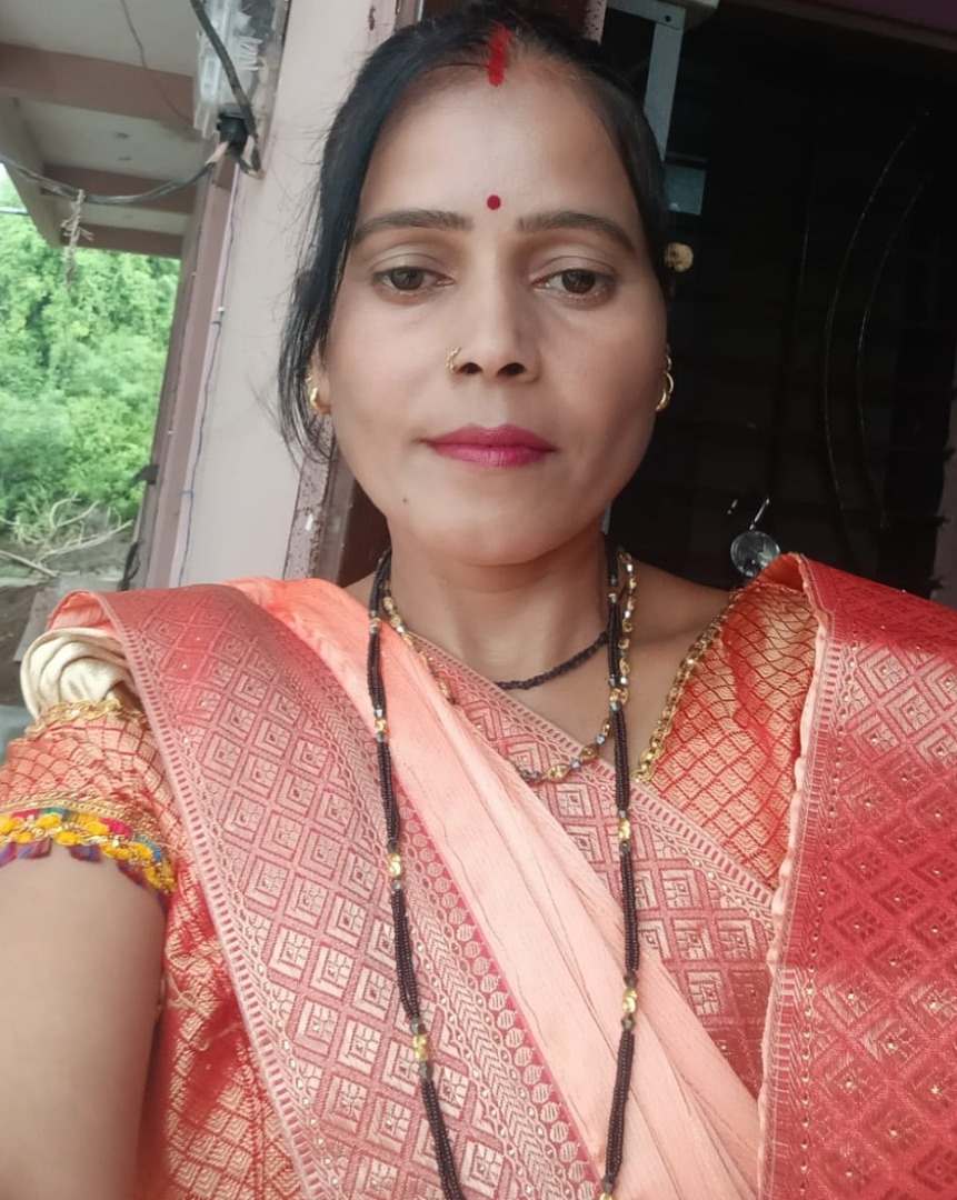 Radha Bai Dubey - Full time Cook and Baby Sitter in Madhya Pradesh in Raisen