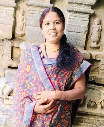 Surekha Jadhav - Part time Cook in Latur in Latur