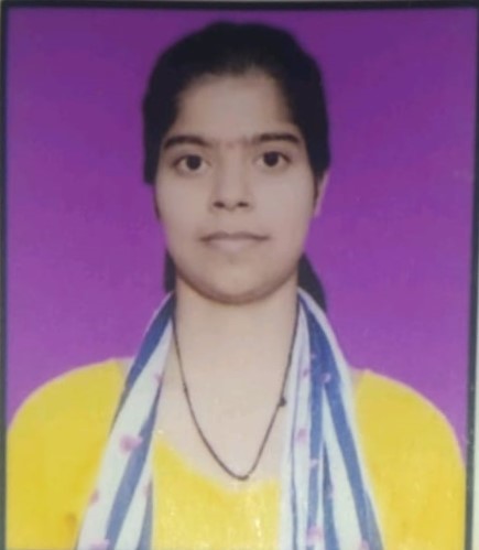 Divya Kumari - Part time Baby Sitter in Okhla Industrial Estate in Delhi