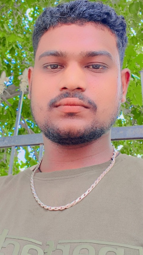 Rajesh Kumar Chandra - Full time Cleaner in Raipur