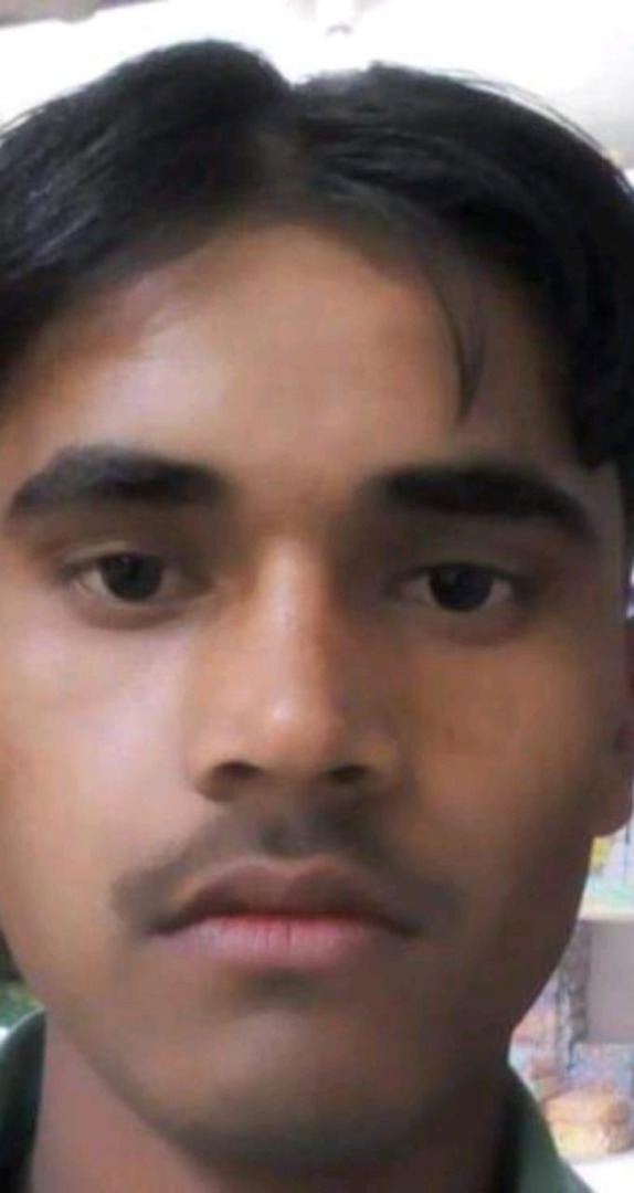 Neeraj - Full time Cleaner in Sitapur