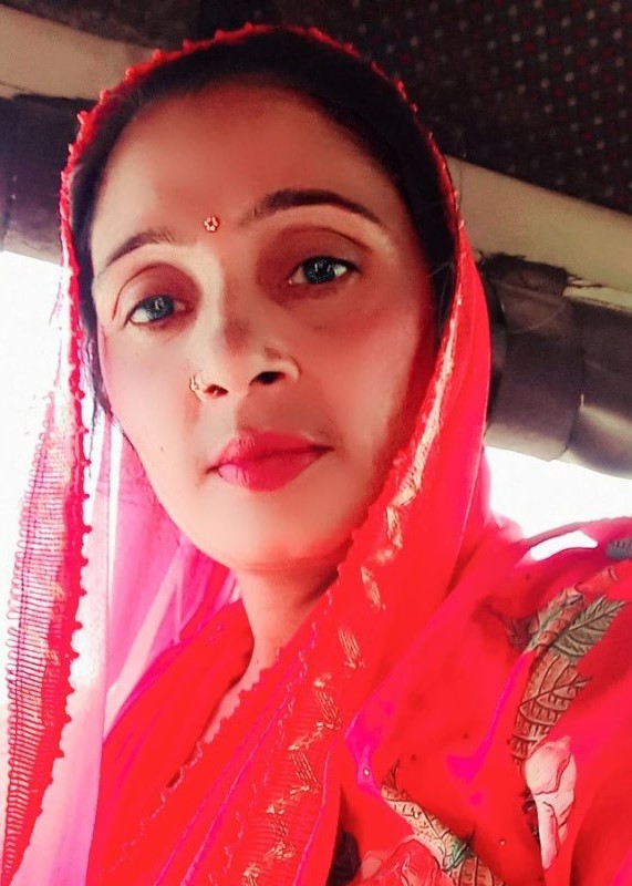Saloni Rana - Part time Baby Sitter in Rohana Mill Meerut in Muzaffarnagar