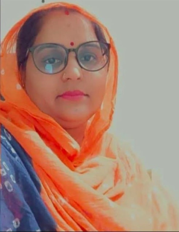 Minakshi - Part time Cleaner in Adipur in Bhuj