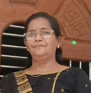 Pravinaben  Surati - Full time Cook and Baby Sitter in Salbata in Surat