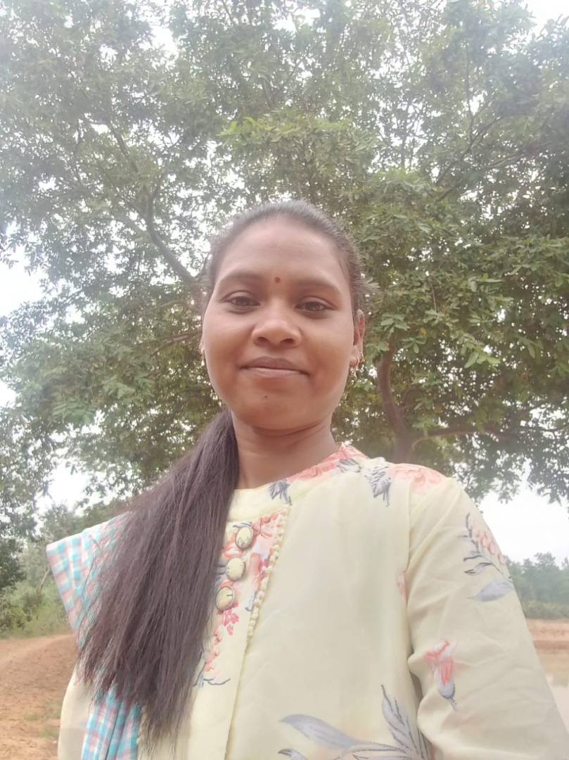Sunita Kerkta - Part time Cleaner in Bhataula Village in Faridabad