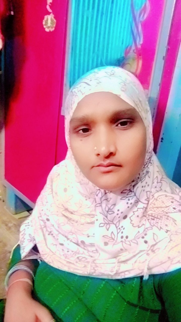 Yasmin Shaikh - Part time Cleaner in Maan Darwaja in Surat