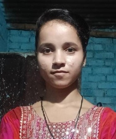 Roshini - Full time Baby Sitter in Krishna Tower Sector 86 in Delhi