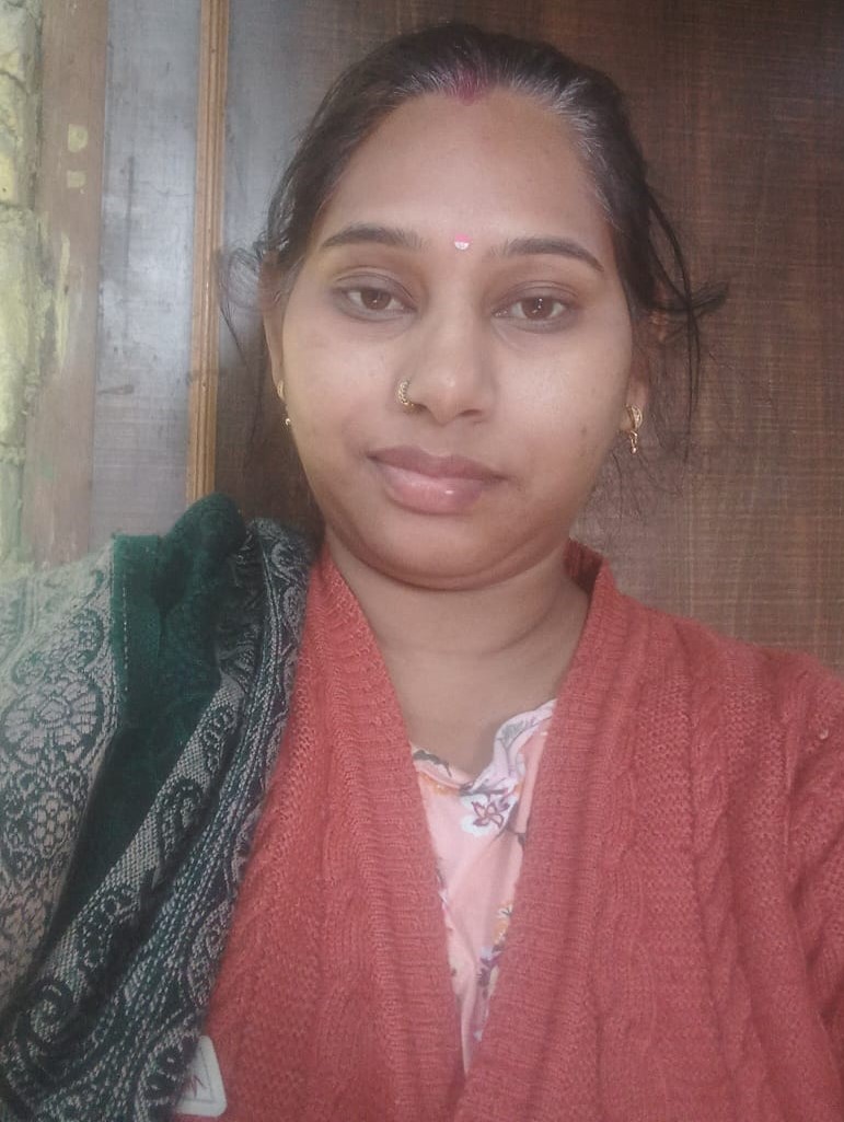 Komal - Part time Cleaner and Cook in Tilak Bridge in Delhi
