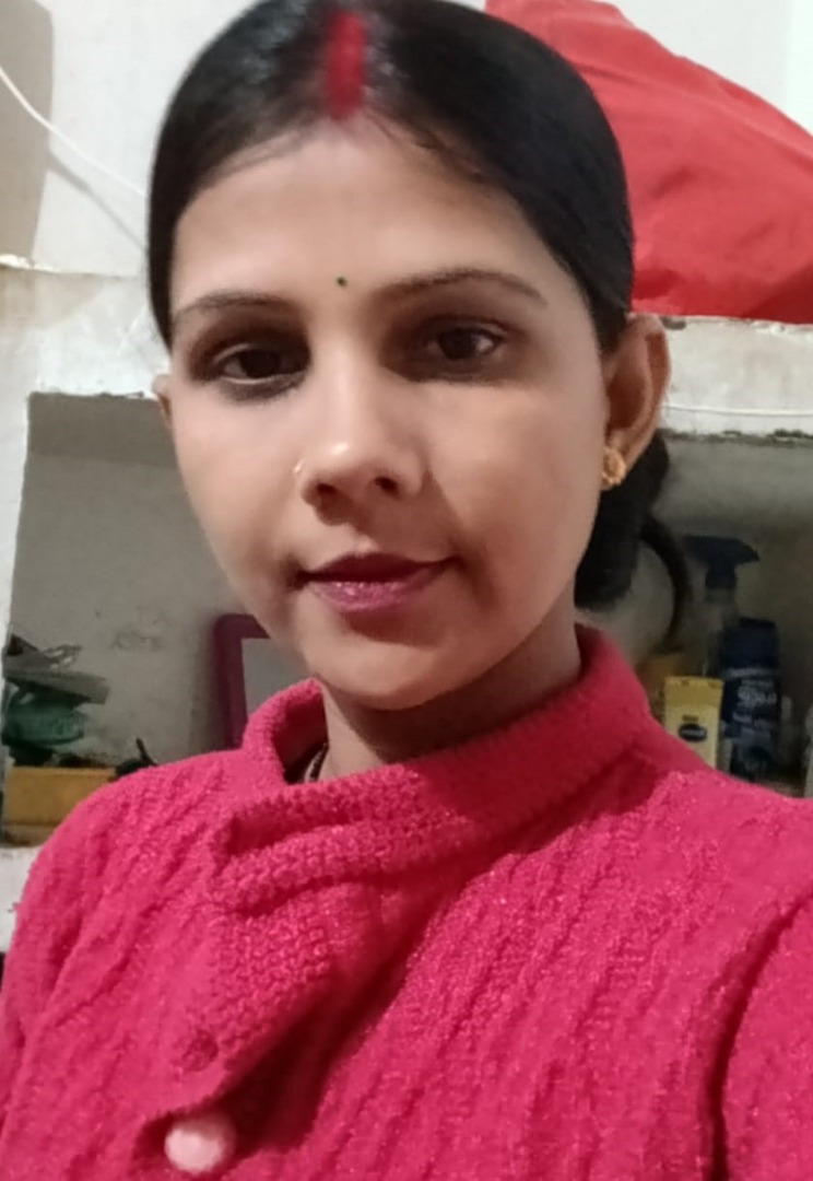 Munni - Part time Cook and Baby Sitter in Gautam Buddha Nagar in Noida