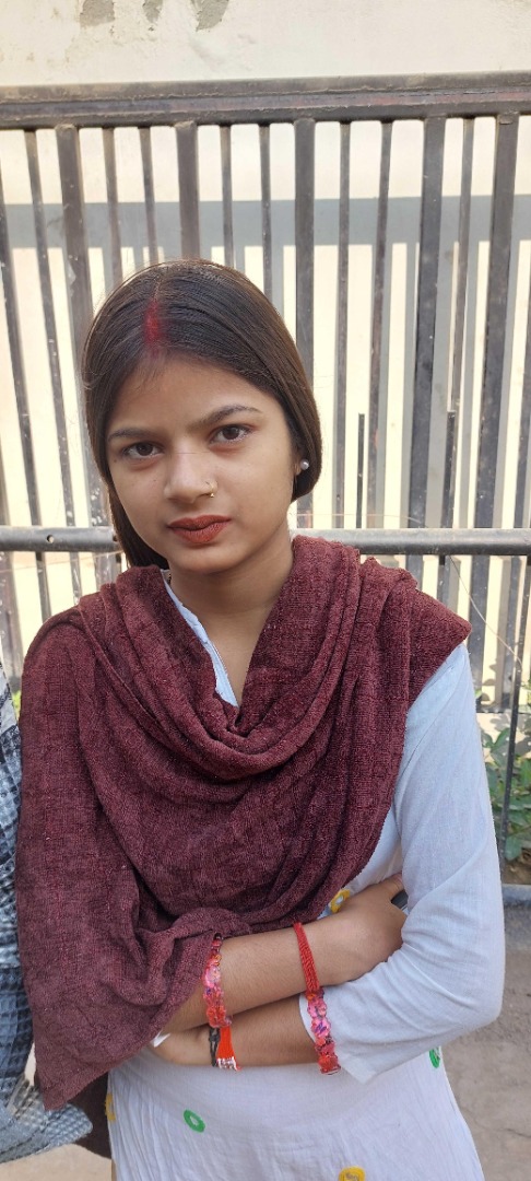 Simran - Part time Cleaner in Aagman society in Faridabad