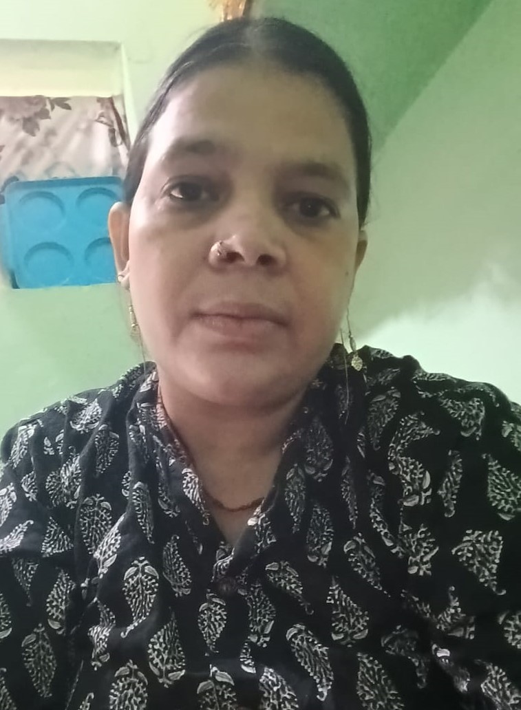 Pooja Parjapati - Part time Patient Care and Elderly Care in Pandav Nagar, in New Delhi