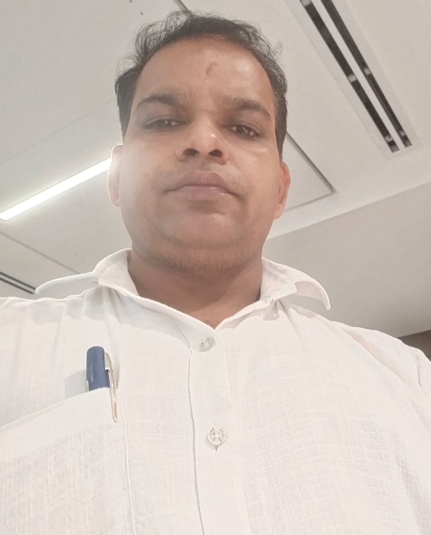 Girdhari Kharwar - Full time Cook in Juhu in Mumbai