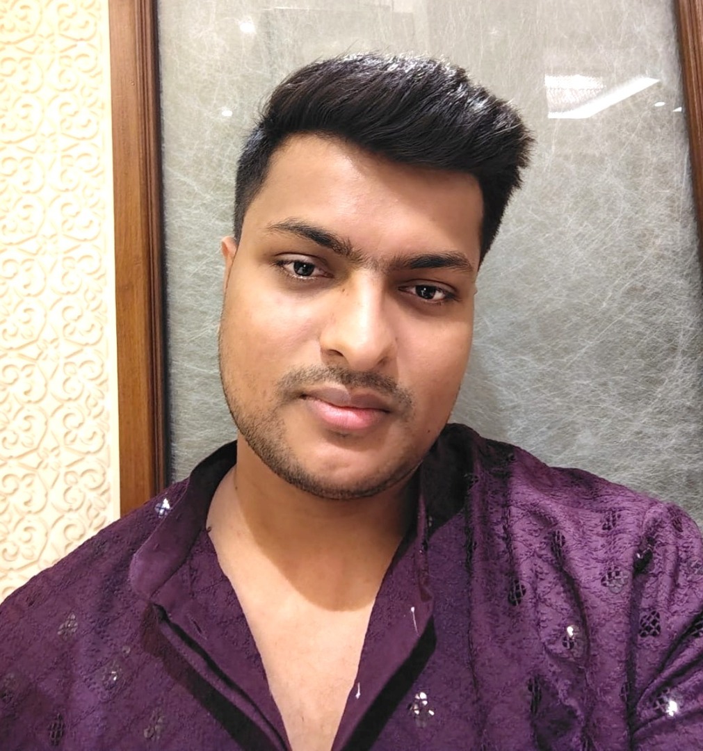 Aanand mandal - Full time Cook in Nepean Sea Rd in Mumbai