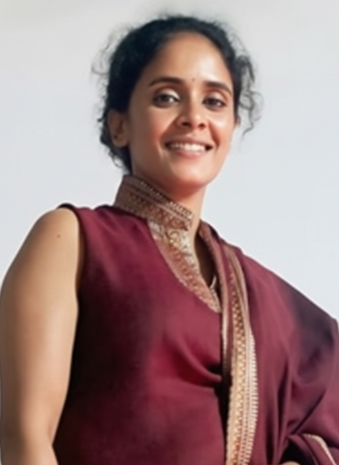 Namita - Full time Baby Sitter in Khar Road in Mumbai