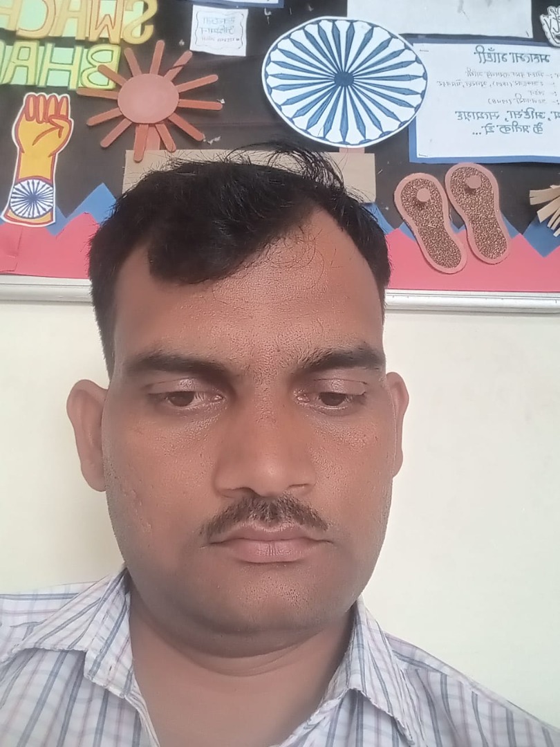 Pushpendra Singh - Part time in Madhinath in Bareilly