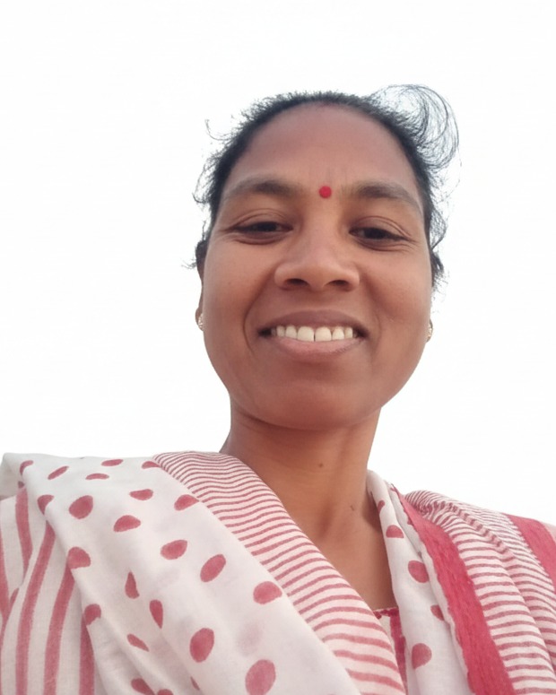 Magdali Minj - Full time Cleaner in Vile Parle West in Mumbai