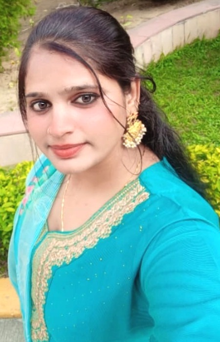 Pushpa Kumari - Full time Cook in Gazi in Gurgaon