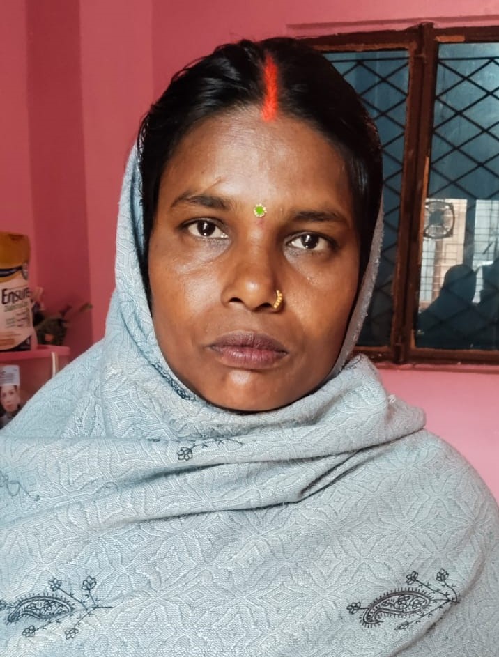 Rekha Devi - Part time Cleaner and Baby Sitter in Hamdard Nagar in New Delhi
