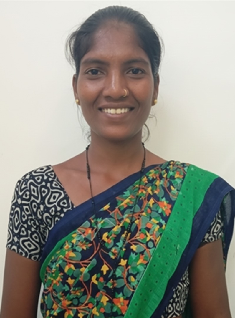 Puspa Barla - Full time Cleaner in Malad West in Mumbai