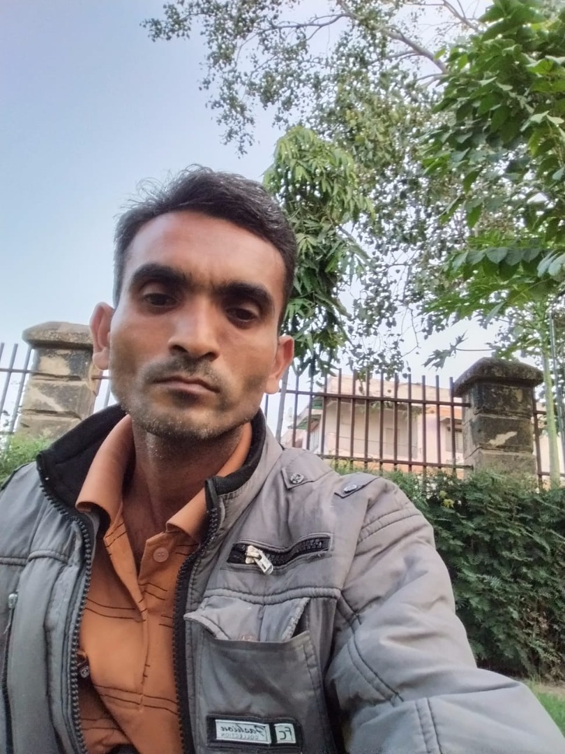 Ajit Cahuhan - Part time Patient Care and Elderly Care in Kanoda, Gujarat in Vadodara
