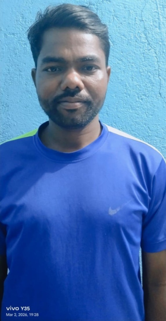 Santosh Tirkey - Full time Cleaner in Juhu in Mumbai