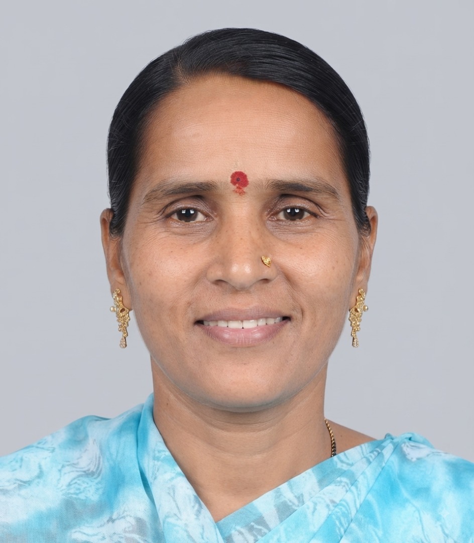 Seema Rakhpassare - Part time Cleaner and Baby Sitter in Malad West in Mumbai