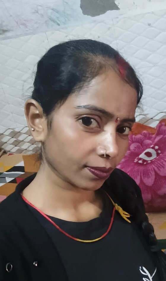 Anupam Kumari - Part time Cleaner and Cook in Karan Vihar in Delhi