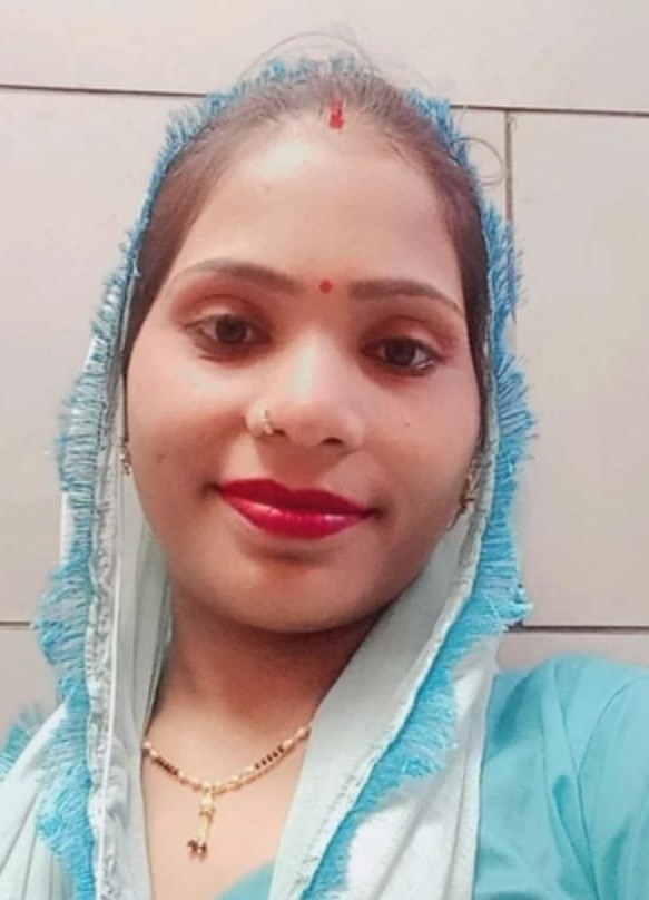 Pooja Singh - Part time Cleaner and Baby Sitter in Aali Village in Delhi