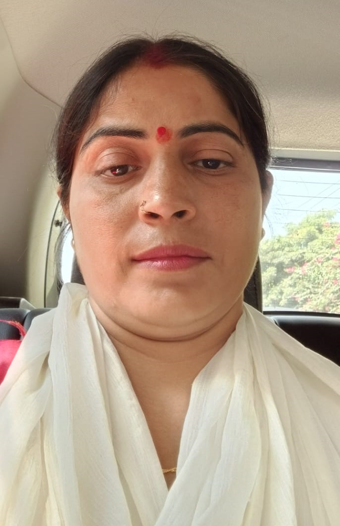 Aarti - Part time Baby Sitter in Durga Puri, Shahdara in New Delhi