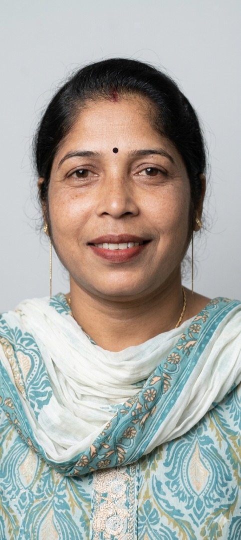 Modhumala Mondal - Full time Baby Sitter in Dadar in Mumbai