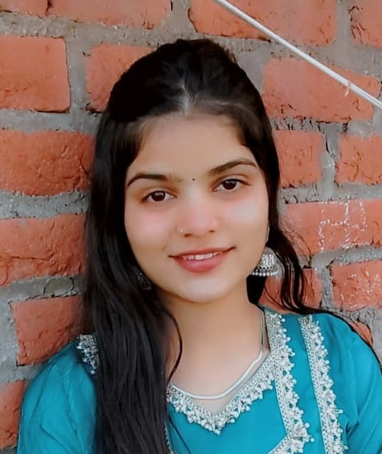 Prachi - Part time Baby Sitter in Chawri Bazar in Delhi