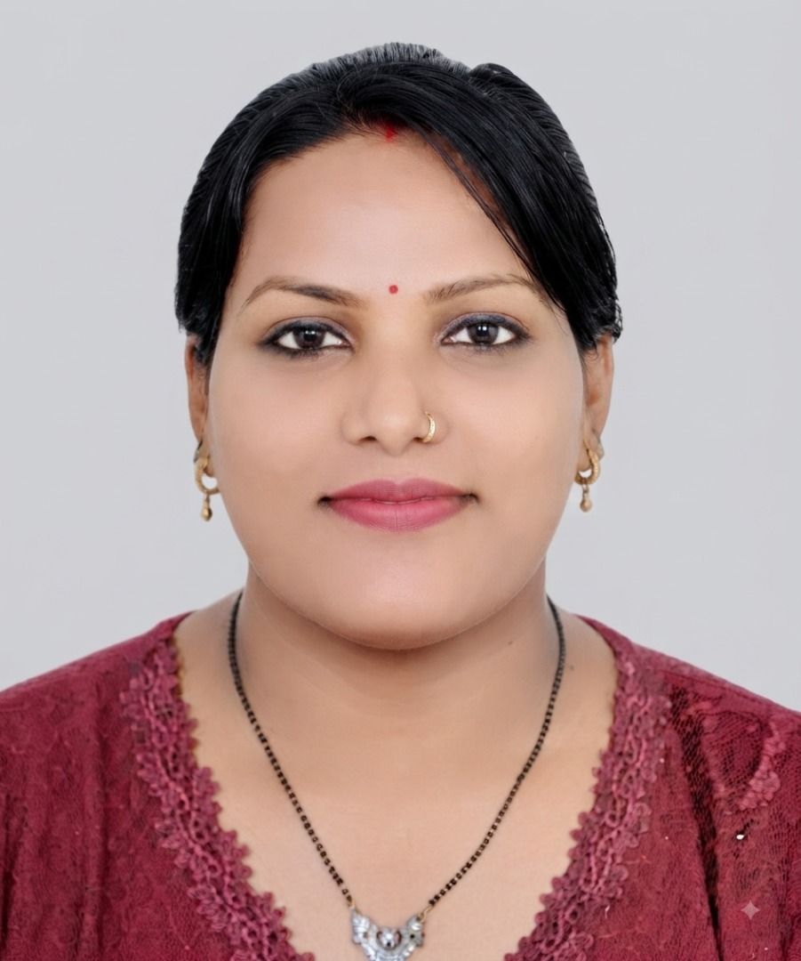 Seema Sharma - Part time Cleaner and Baby Sitter in Santacruz East in Mumbai