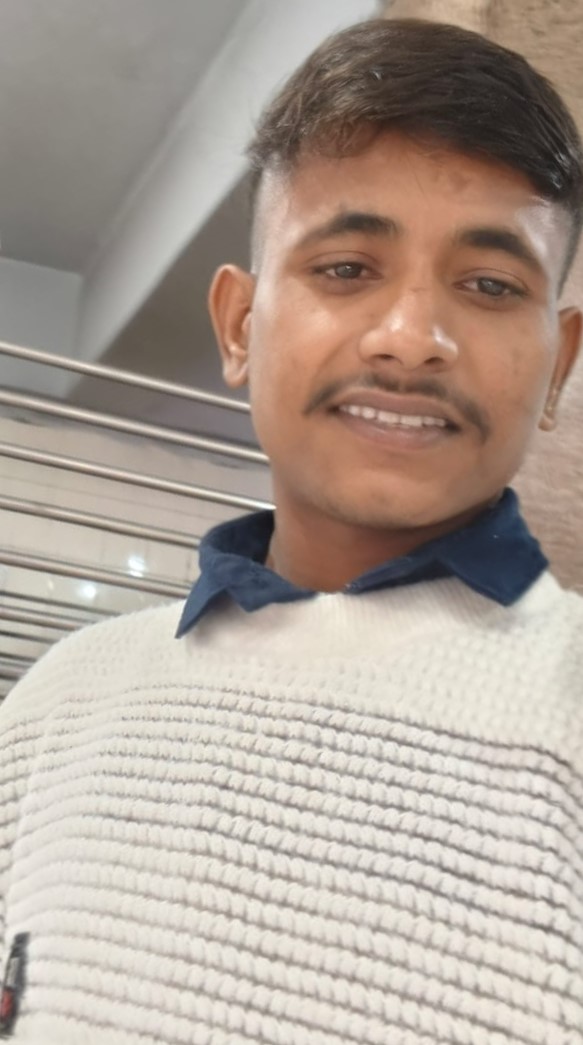 Birendra Kumar paswan - Full time Cleaner in Nepean sea road in Mumbai