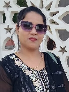 Nazmeen Khan - Part time Baby Sitter in Dhuliya Ganj in Agra