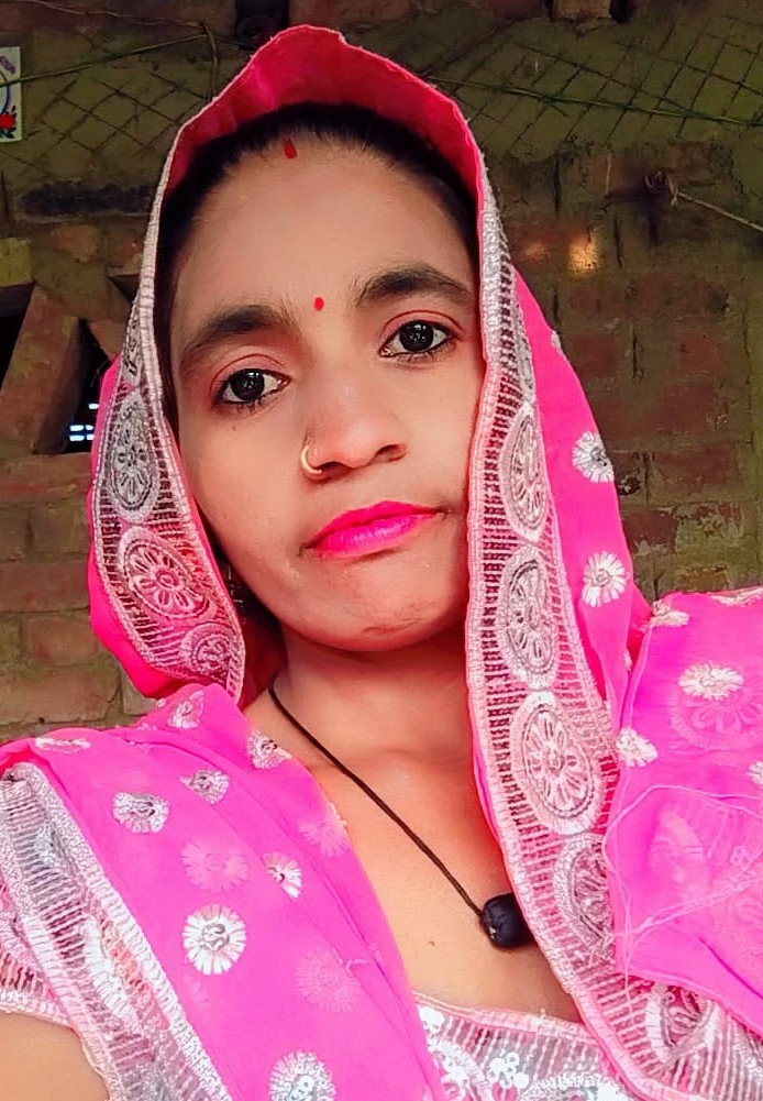 Sabnam - Part time Baby Sitter in Greater Noida, in Ghaziabad