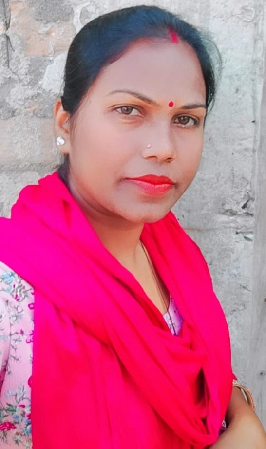 Pushpa Kumari - Part time Baby Sitter in nDwarka Mor Sainik Nagar in New Delhi
