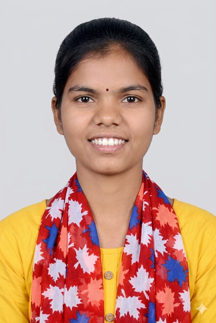 Divya Vijay Kadam - Full time Baby Sitter in Shirdi in Nashik