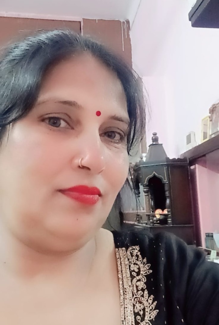 Rajni - Part time Cook and Baby Sitter in Dilshad Garden in Delhi