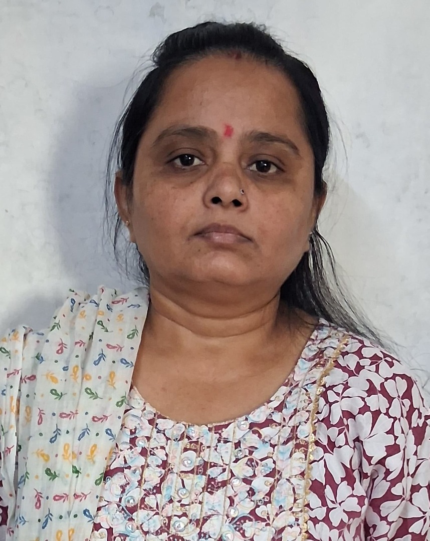 Ragni Ben - Part time Cleaner in Nirnay Nagar in Ahmedabad